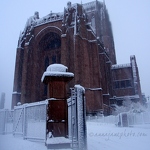 20100105-liverpool-cathedral-in-snow.jpg