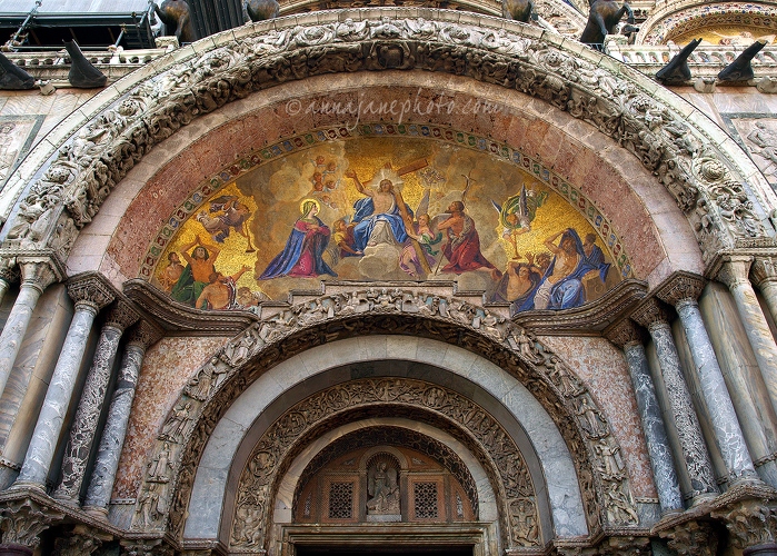 20100712-st-mark-basilica-mosaics-2.jpg
