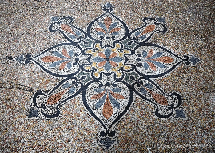 20160618-birmingham-methodist-hall-mosaics.jpg