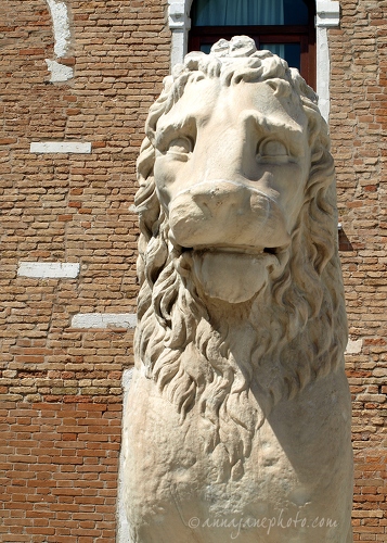 Piraeus Lion - 20100711-lion-porta-magna.jpg
