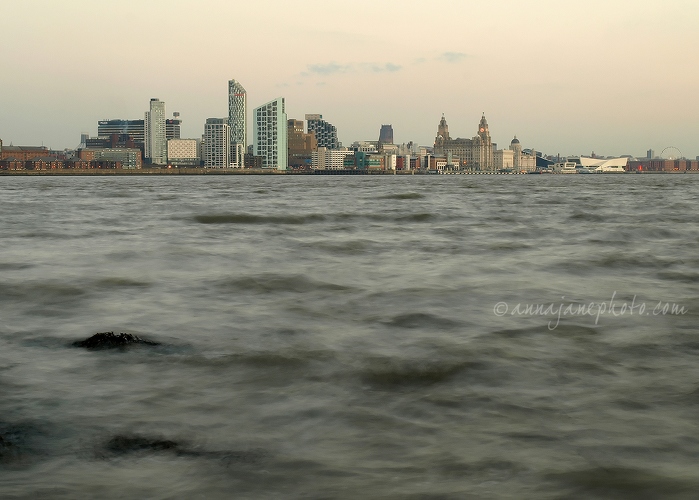 20120130-liverpool-from-egremont-ferry-2.jpg