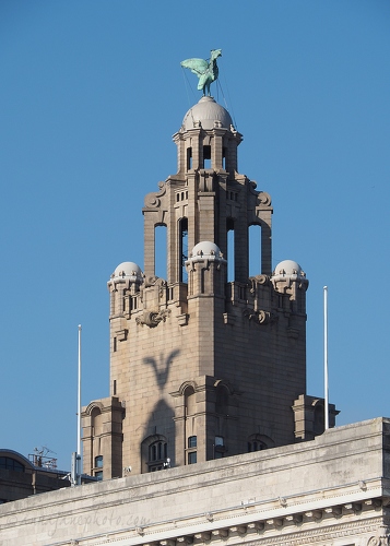 20200327-liver-building-with-shadow.jpg