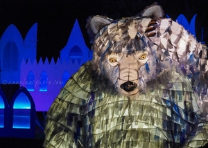Chester Zoo Lanterns - Bear